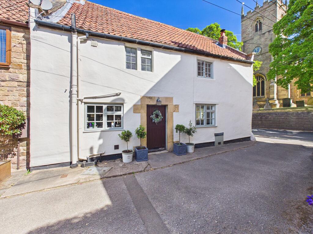 Main image of property: Chapel Yard, Harthill, S26