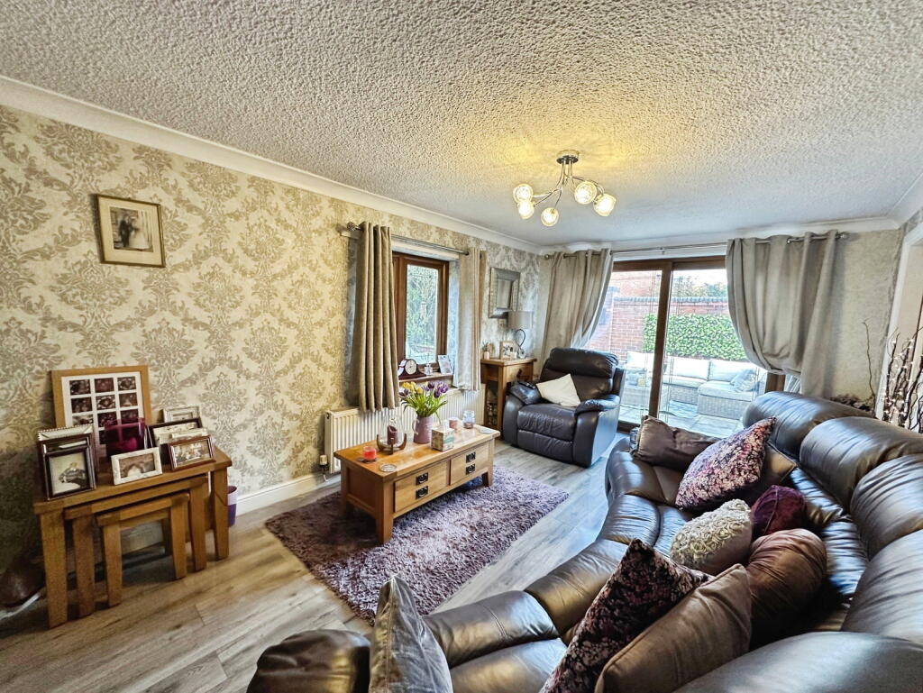 Burton Road, Castle Gresley, DE11 9EP - More