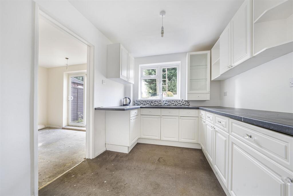 House in St Albans, Smug Oak, St Stephen - View 4