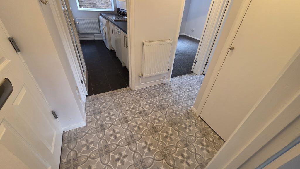 Apartment in Peterborough, Woodston - View 5