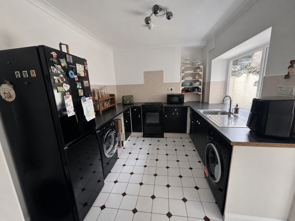 House in Neath, Coedffranc - View 4