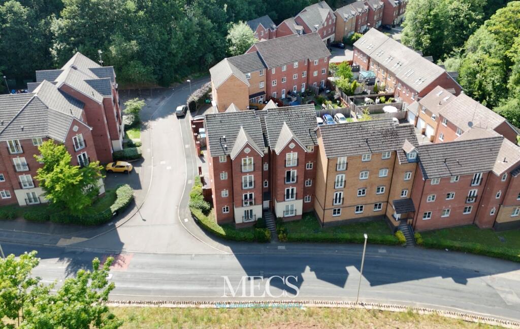 Main image of property: Belle Vale, Halesowen, West Midlands, B63 3QN