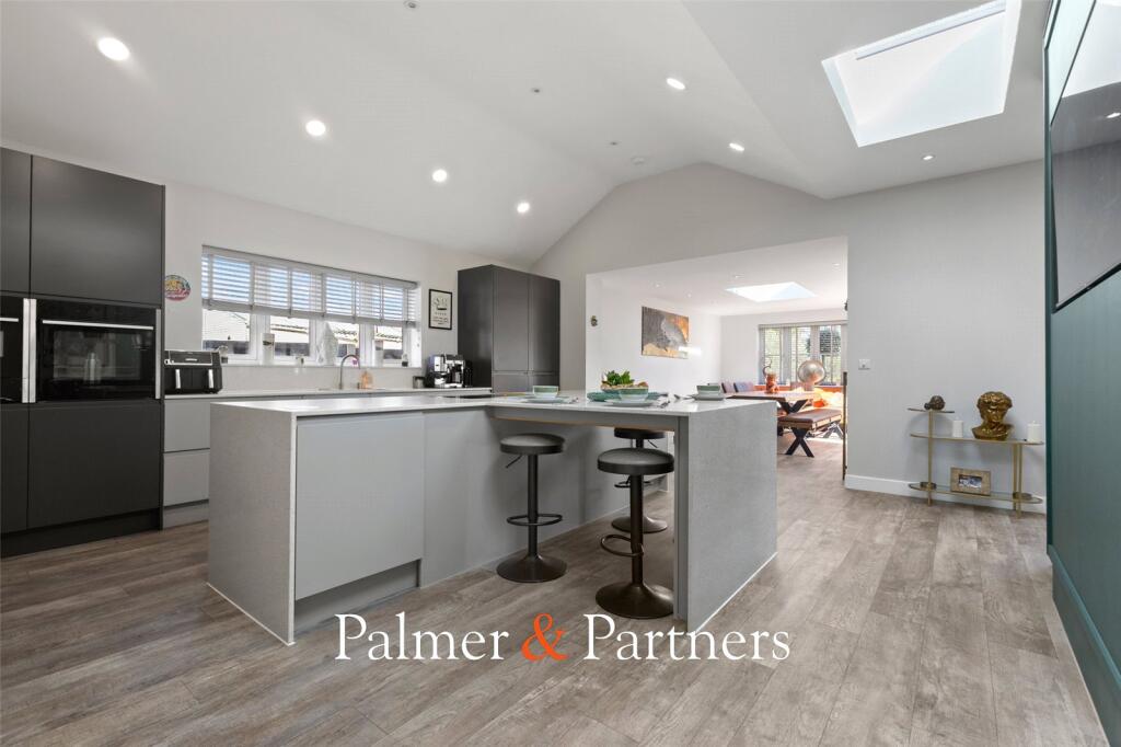 Villa Road, Stanway, Colchester, Essex, CO3 photo 2