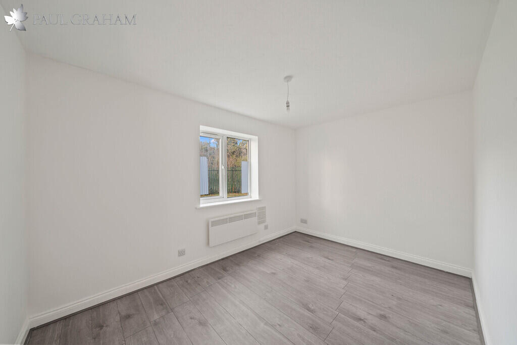 Apartment in London, Hackbridge - More