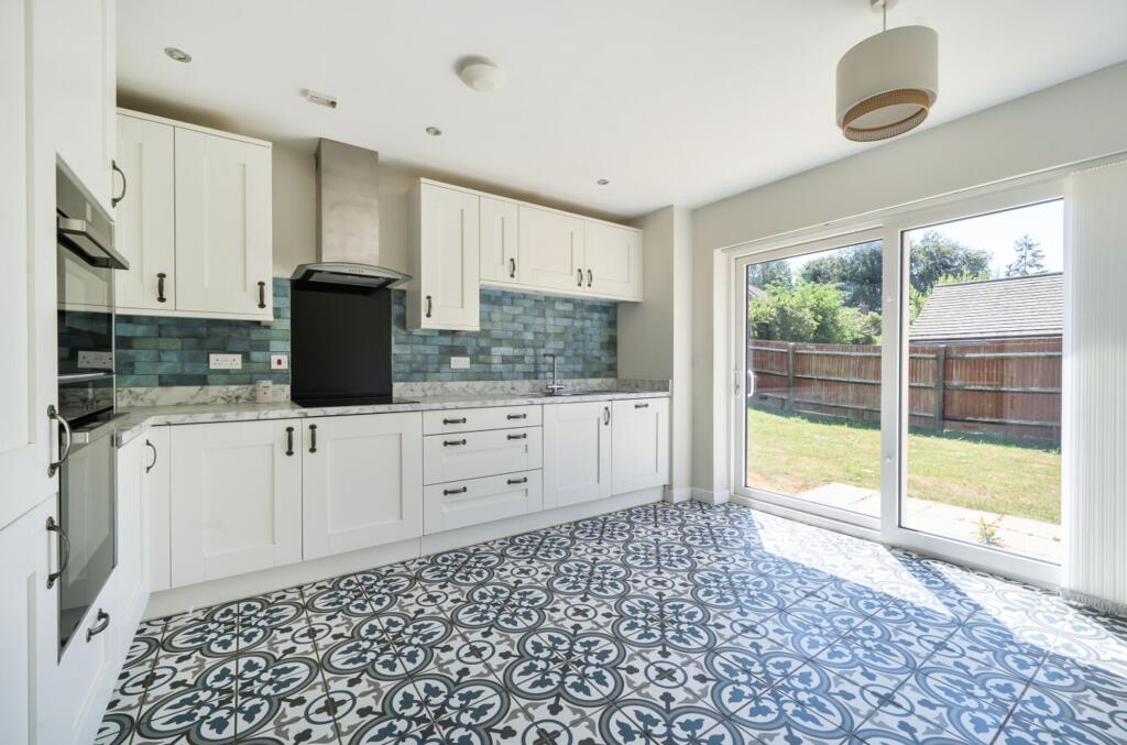 House in Chichester, Boxgrove - View 3