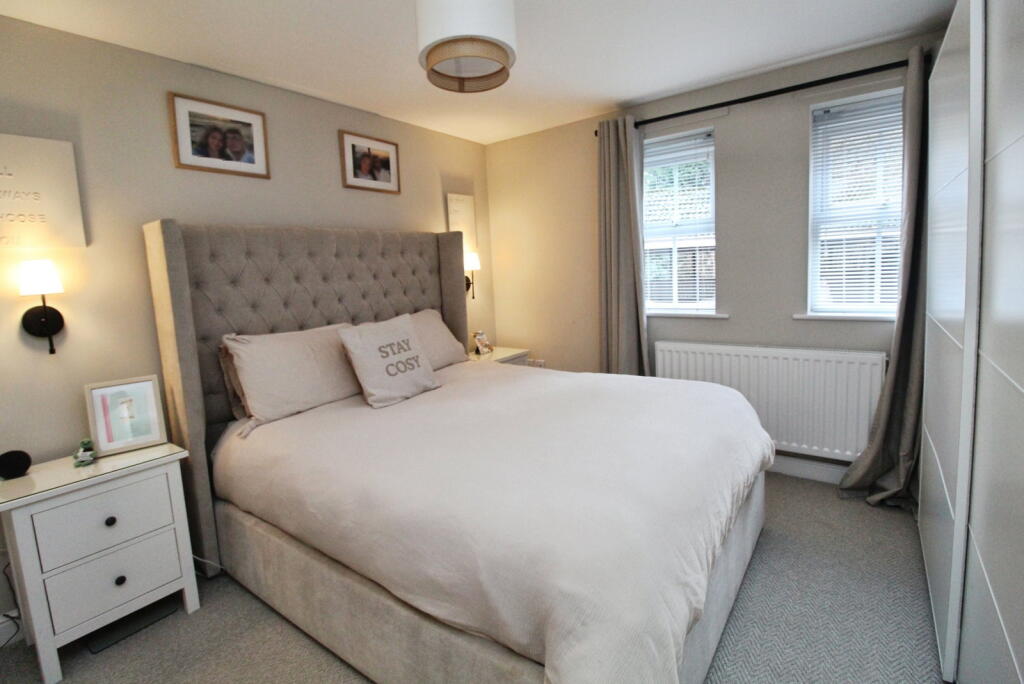Apartment in Prudhoe - More