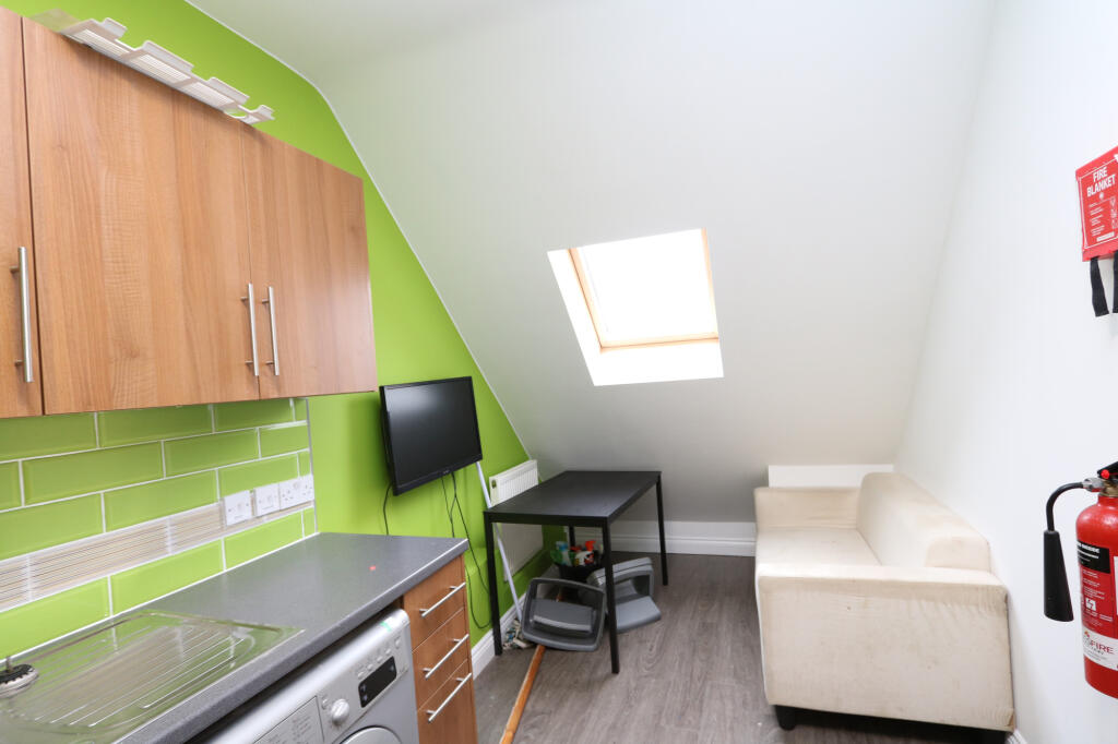 Apartment in Coventry - View 6