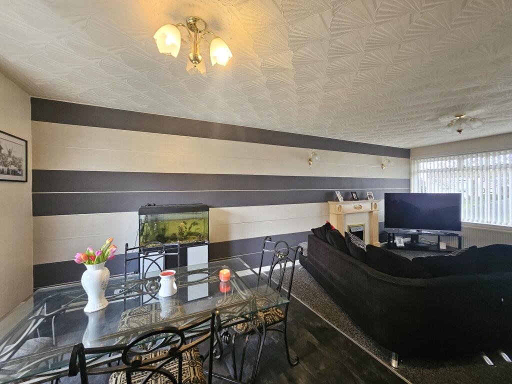 71 Dalry Road, Saltcoats, KA21 6HL photo 4