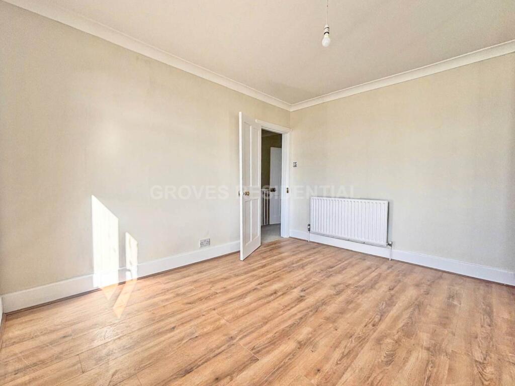 Apartment in London, Royal Borough of Kingston upon Thames - View 2