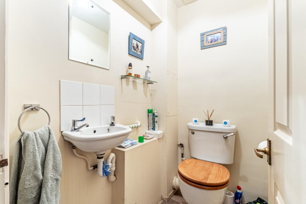 Additional image 8 of Brewhouse Hill, Wheathampstead, St. Albans, Hertfordshire, AL4