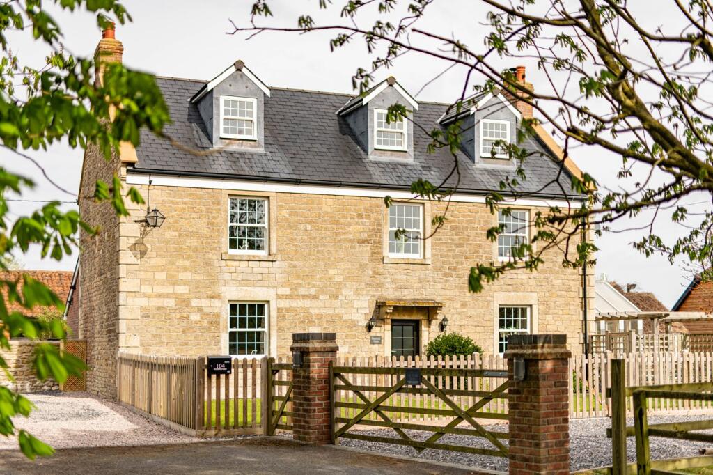 Frome Road, Southwick, BA14