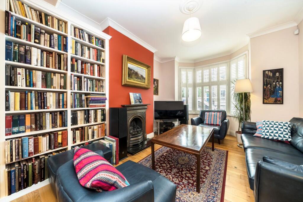 House in London - View 2