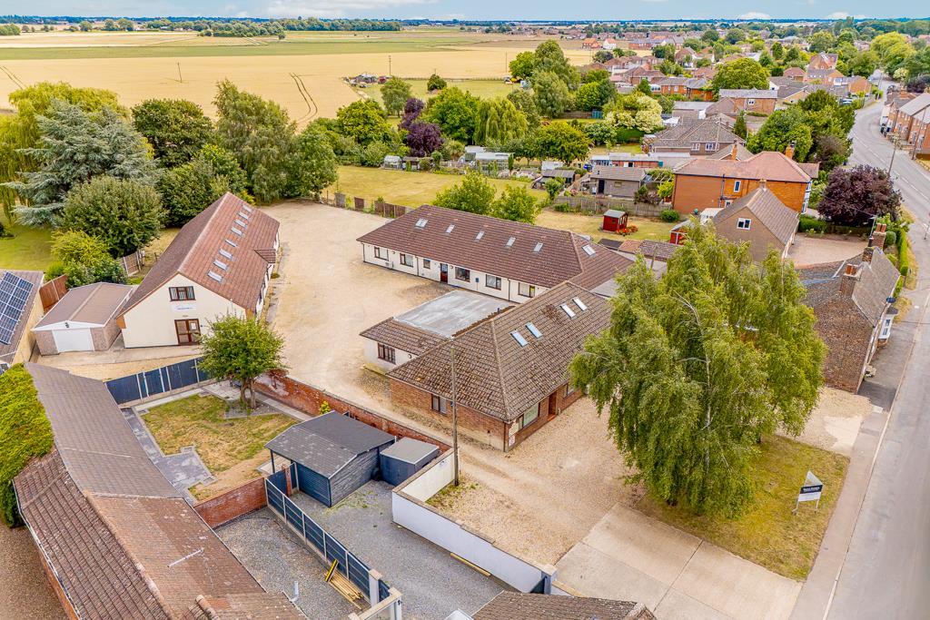 Main image of property: Swineshead, Boston