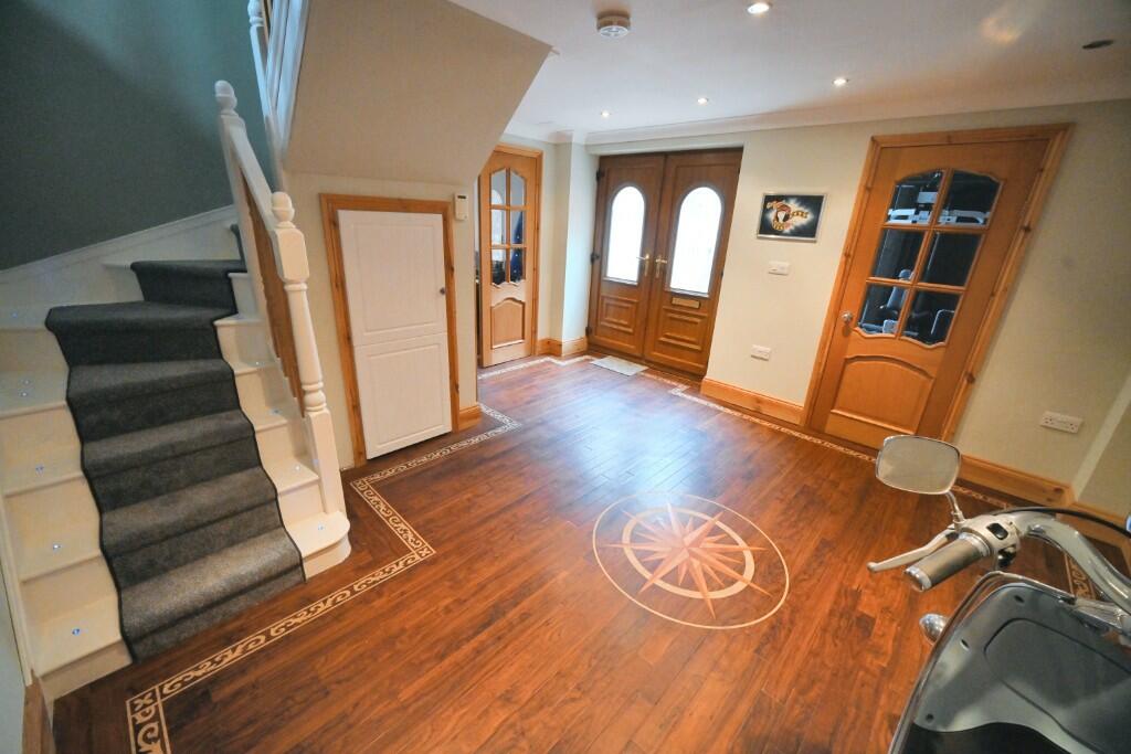 Birches Road, Codsall, Wolverhampton, WV8 photo 3