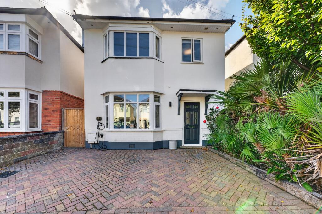 Burleigh Road, Bournemouth, BH6