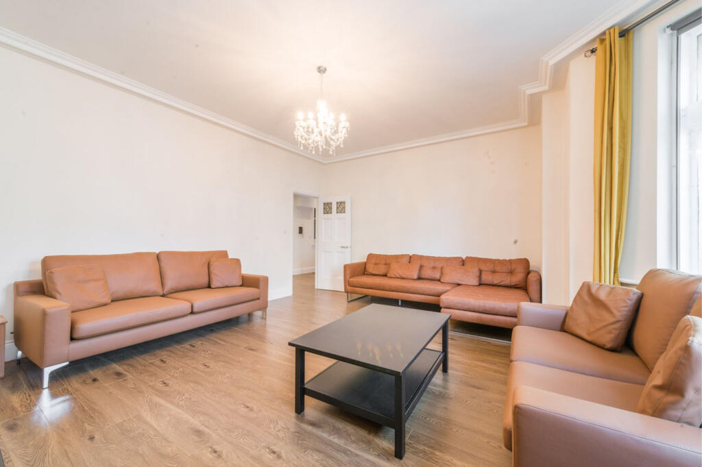 Apartment in London - View 4