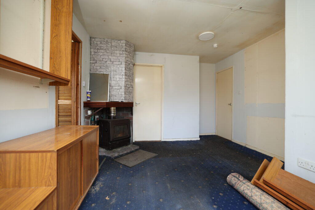 House in Kilmarnock, South Ayrshire - View 5