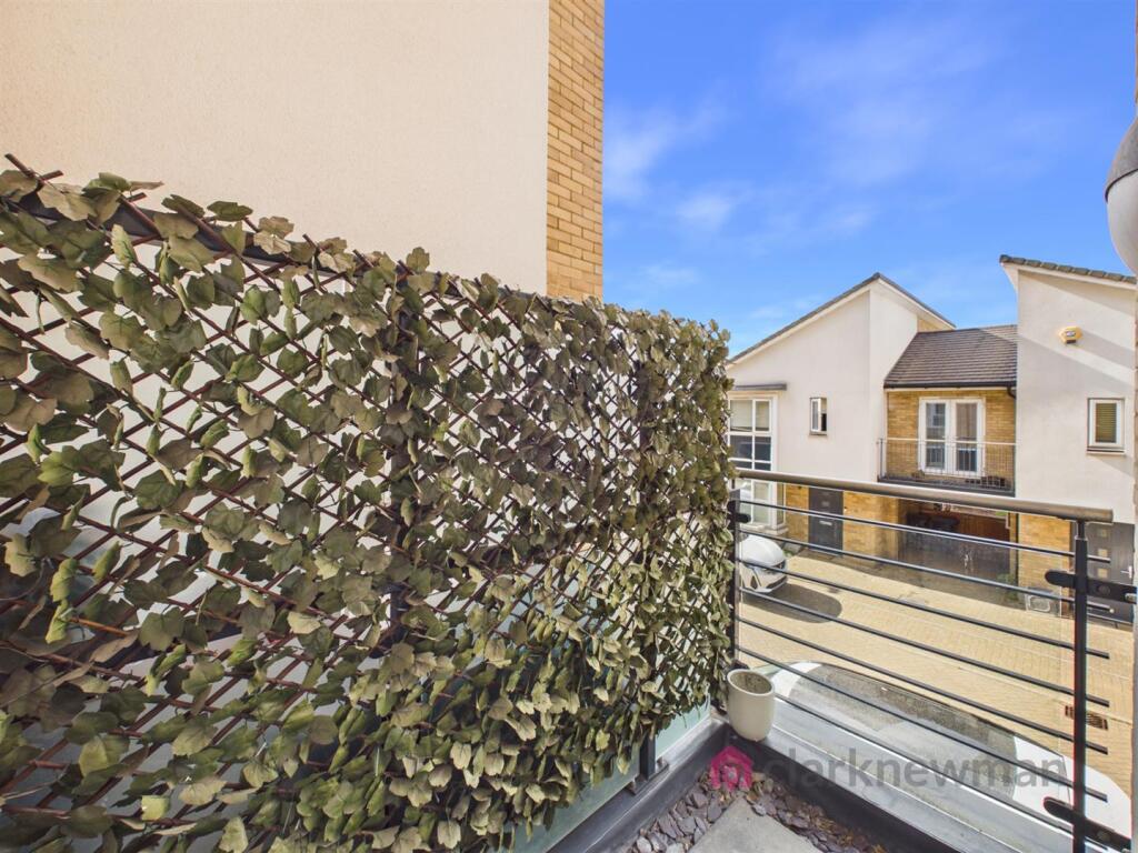 Apartment in Harlow, The High - View 5