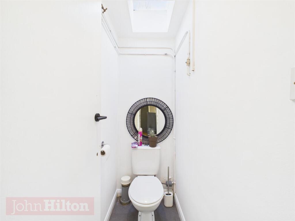 1 bedroom house for rent
