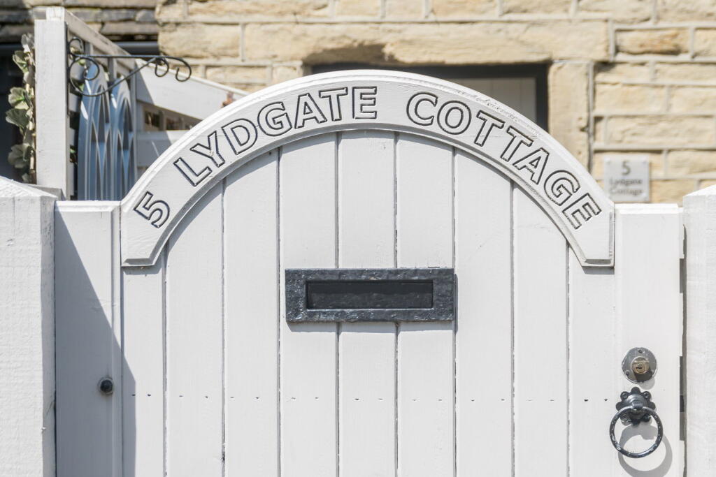 Lydgate Cottage, Lepton, HD8 photo 3