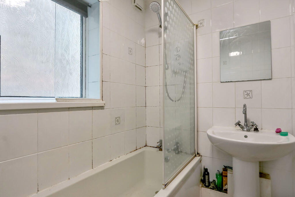 Apartment in Bournemouth - More