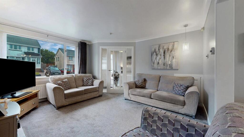 Mirren Drive, Duntocher, Clydebank photo 4