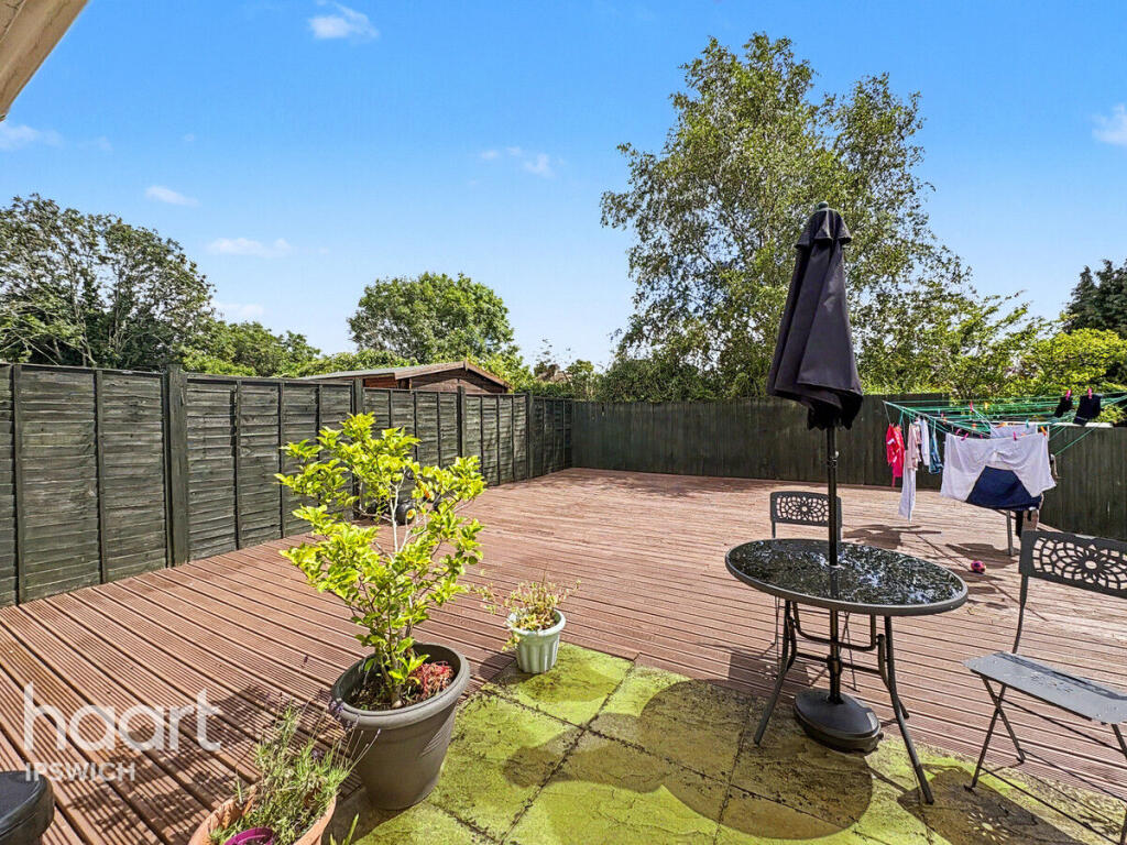 House in Ipswich, Westbourne - More