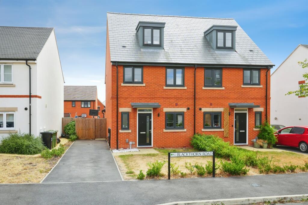 Main image of property: Blackthorn Road, WANTAGE