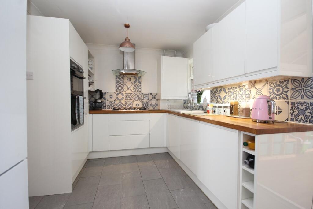 Additional image 4 of Farnham Road, BRANKSOME, BH12