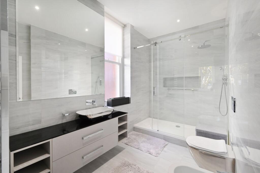 4 bedroom apartment for rent