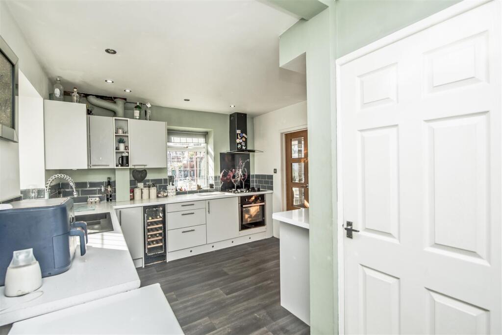 House in Leeds, Farnley - View 3