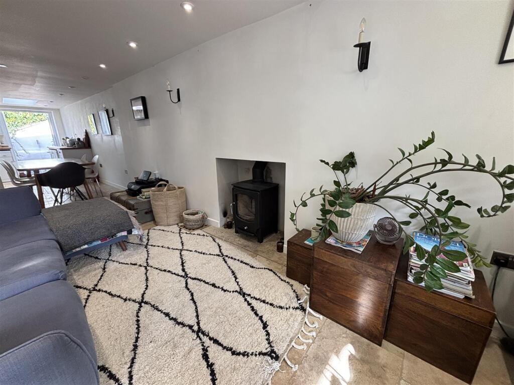 House in Charmouth - View 3
