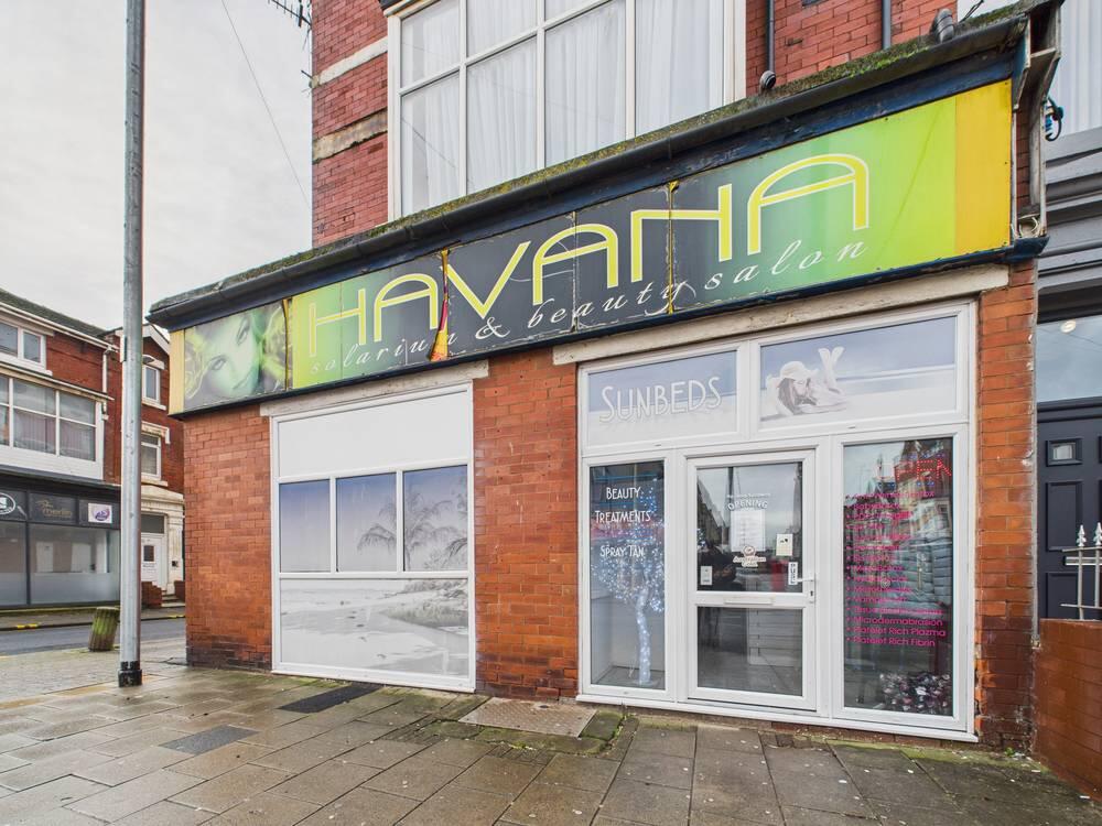 Main image of property: 87a Coronation Street, Blackpool, FY1 4PD