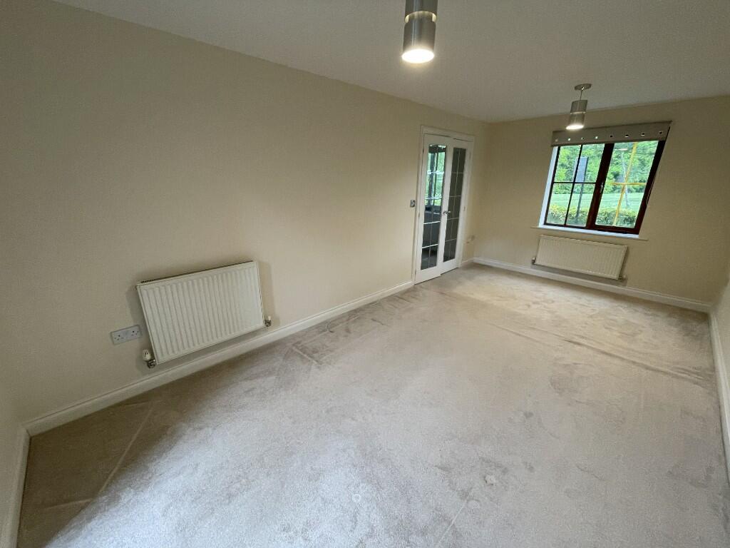 House in Buckinghamshire, Shenley Brook End - View 3