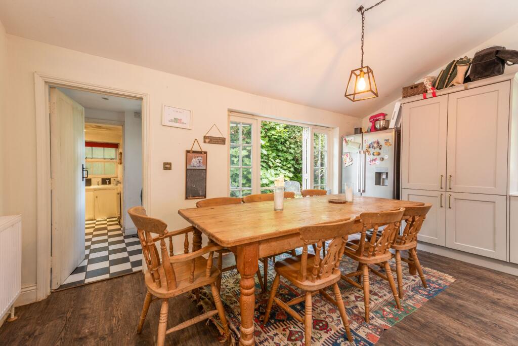 House in Exeter - View 5