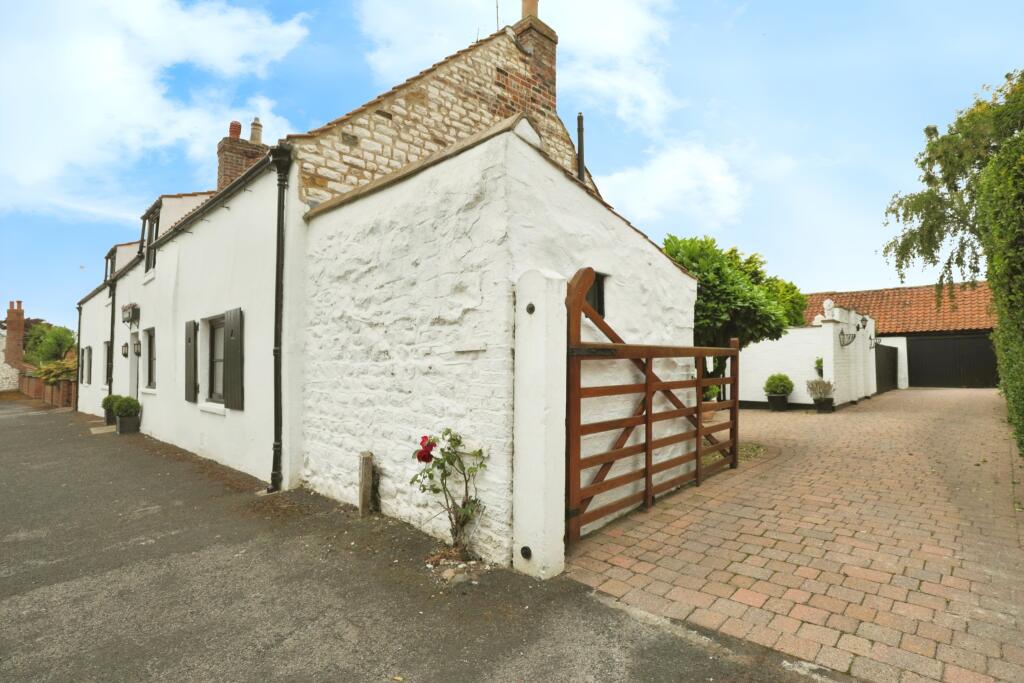 House in York - View 5