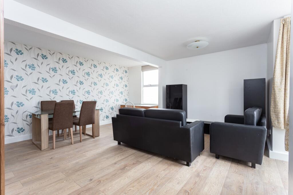 Main image of property: Kestrel House, 4 Grant Road, London, SW11