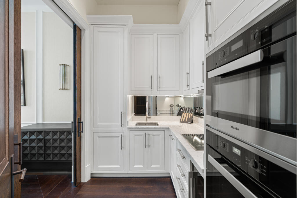 Apartment in London, South Kensington - View 5