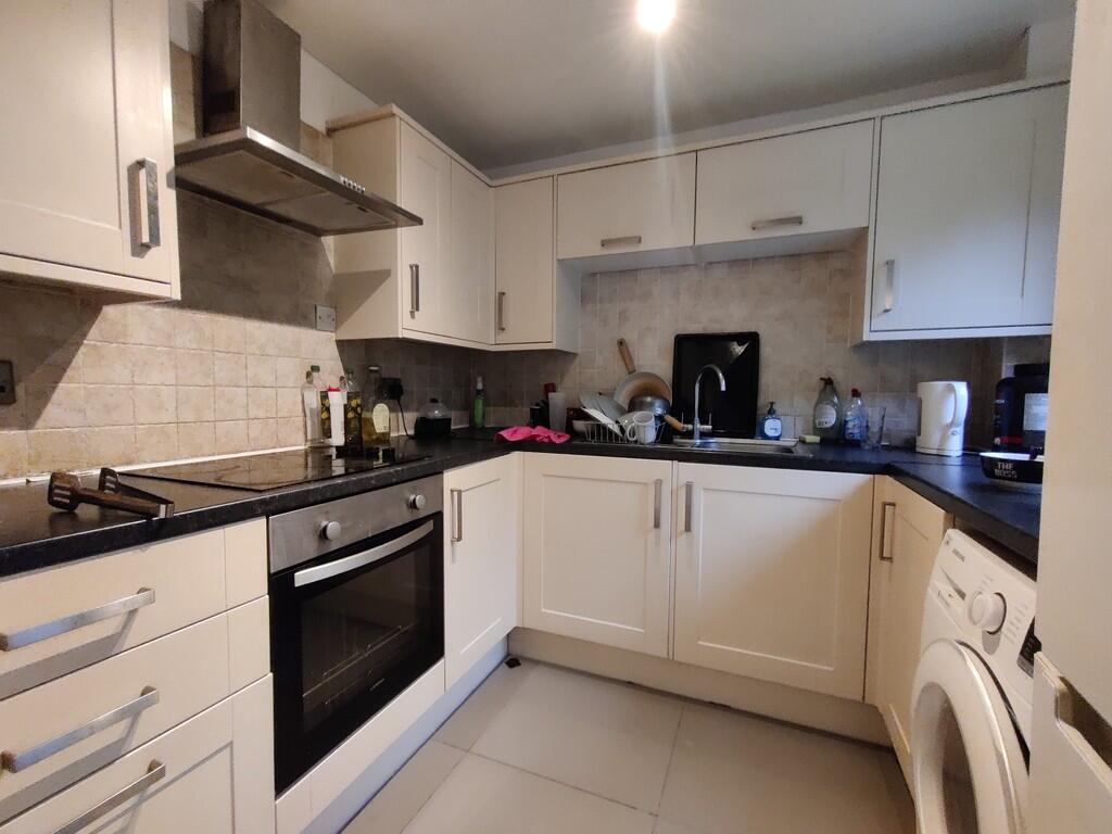 Additional image 2 of Tudor Close, Hatfield