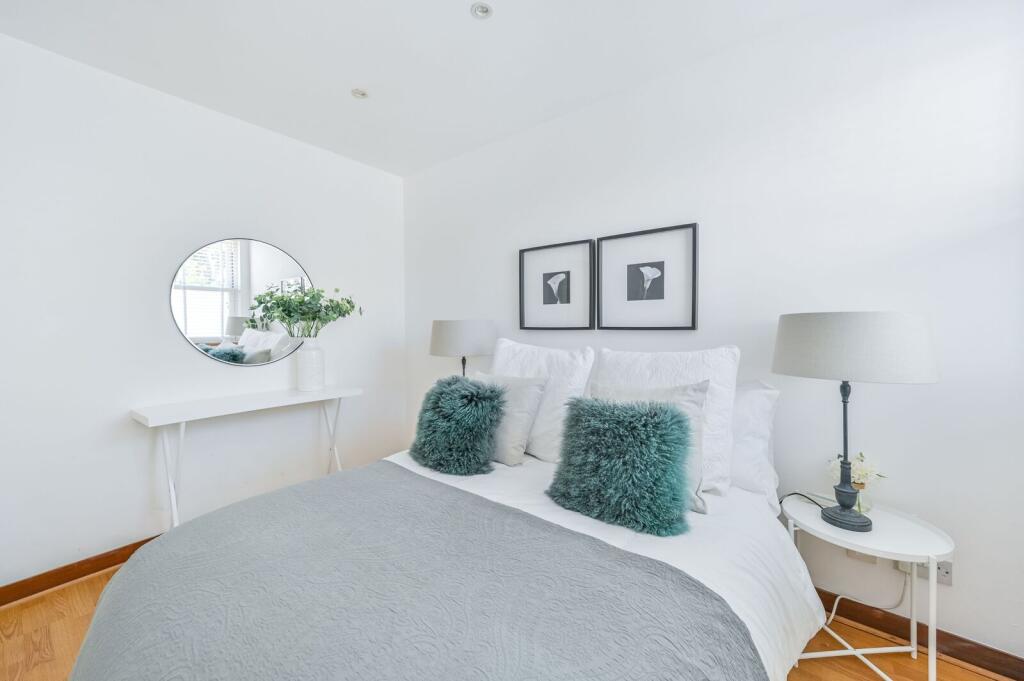 Apartment in London, Stoke Newington - View 4