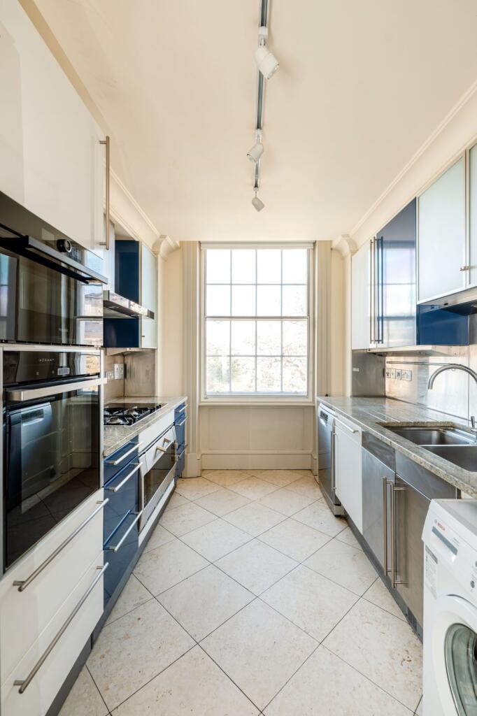 Apartment in London, Belgravia - View 5