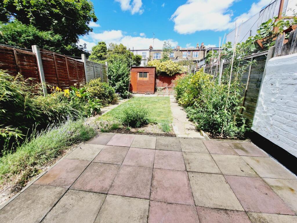 2 bedroom flat for rent