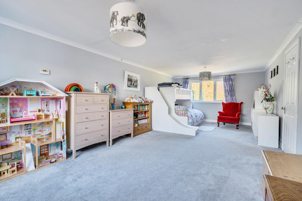 House in Reading, Southcote - View 5