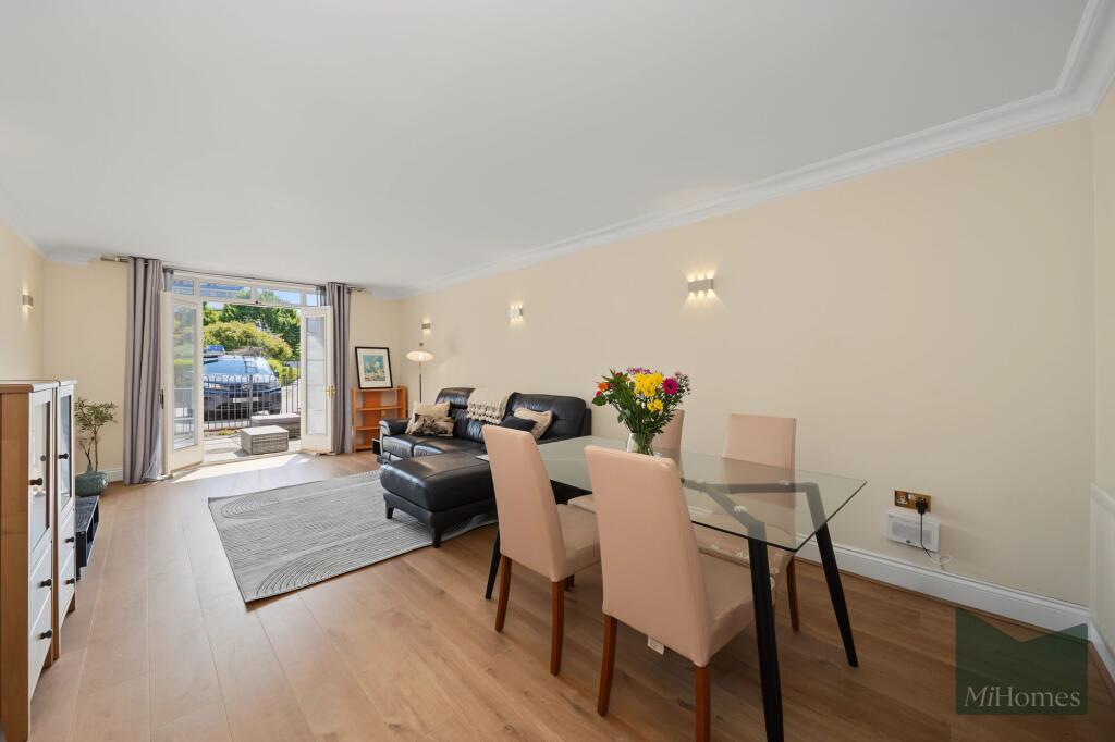 Main image of property: Trinity Street, Portland Court, SE1