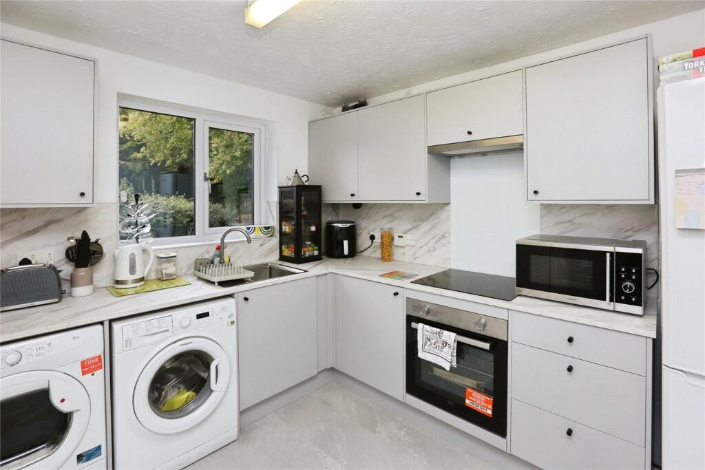 House in Southampton, Hightown - View 4
