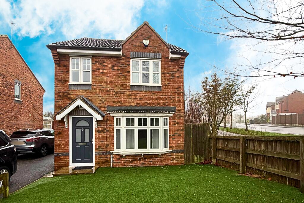 Main image of property: 10 Middleham Moor