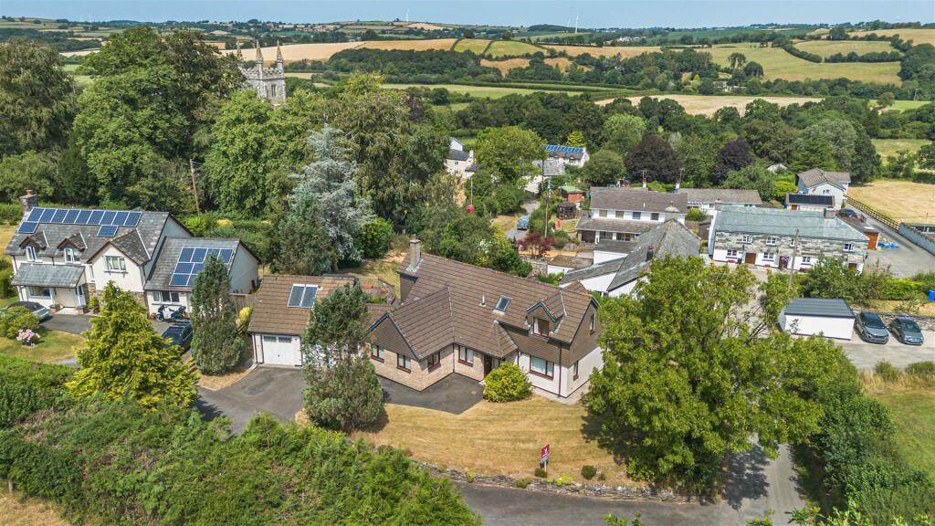 Main image of property: Lezant, Launceston