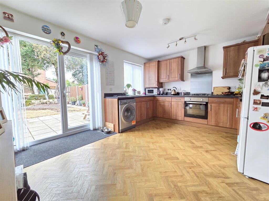 House in Wyre Forest, Stourport-on-Severn - View 4