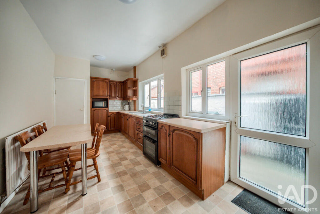 House in Coventry, Copsewood - More