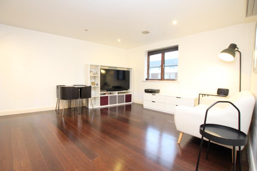 Apartment in Bristol, Old Market, St Philip's - View 2